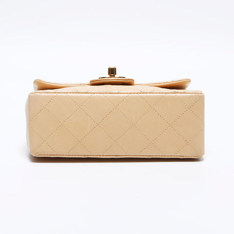 香奈儿（Chanel Minimimatelasse）连锁lambskin No. 5 2000肩袋米色WS12548