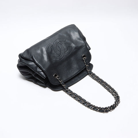 Chanel Caviar Skin Coco Mark Chain Caviar Skin 2009 Shoulder Bag Black WS12565
