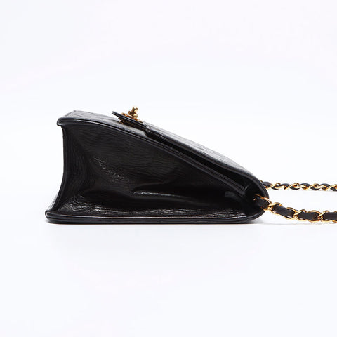 Chanel Chanel Matelasse Twitlock Half Flap肩带黑色WS12663