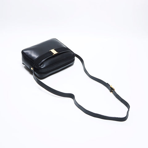 Salvatore Ferragamo Vara Leather Gold Metal Shoulder Bag black WS12681