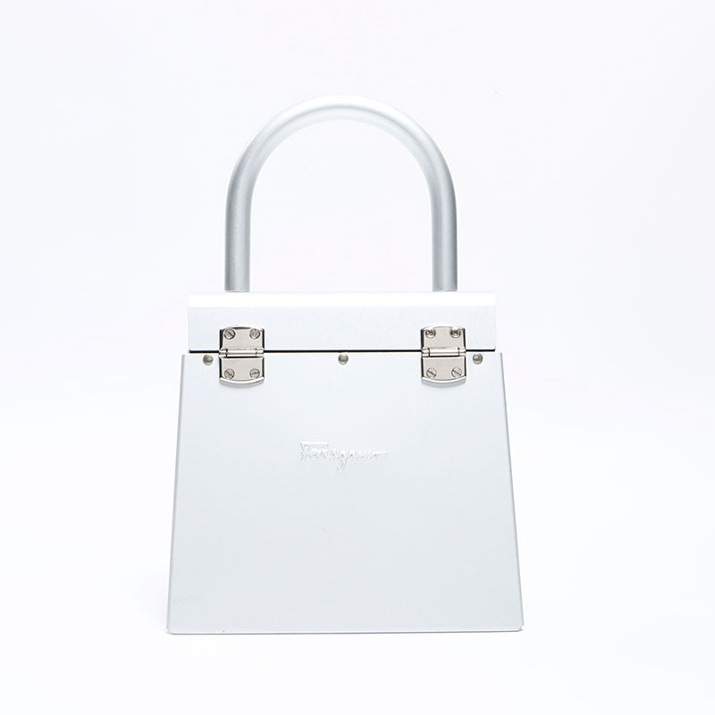 サルヴァトーレフェラガモ Salvatore Ferragamo アルミ ガンチーニ