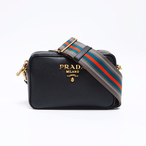 Prada -Kamera Bag Bandoriella Gold Hardware Umhängetasche Schwarz WS12686