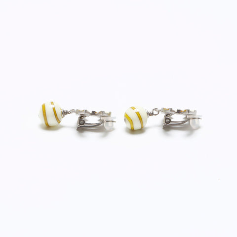 CHANEL 05C 2005 COCO Mark Border Earring Silver Yellow WS12872