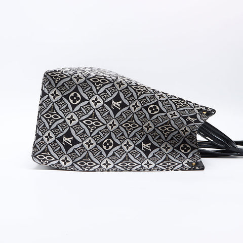 LOUIS VUITTON 2020 M57207 Jacquard Monogram On the Go GM 1854 Tote Bag black WS12879