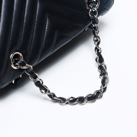 CHANEL 22 V Stitch Chain Backpack Â· Daypack black WS12896
