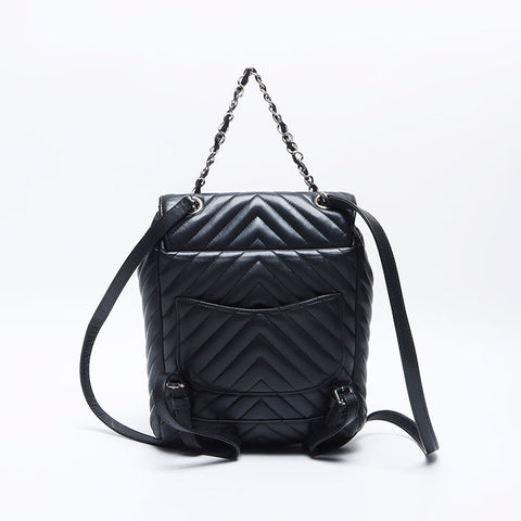 CHANEL 22 V Stitch Chain Backpack Â· Daypack black WS12896