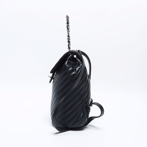 シャネル CHANEL 22番台 V ステッチ チェーン リュック・デイパック ブラック WS12896