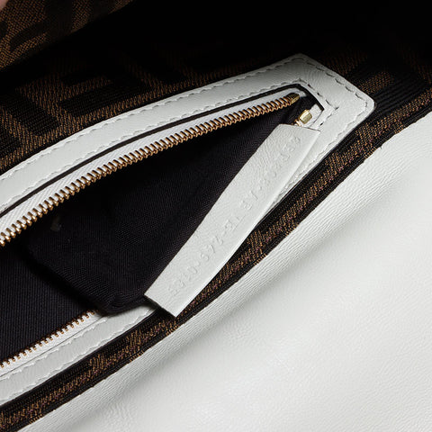 フェンディ FENDI マルチポケット レザー バケット ショルダーバッグ ホワイト WS12944