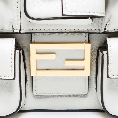 フェンディ FENDI マルチポケット レザー バケット ショルダーバッグ ホワイト WS12944