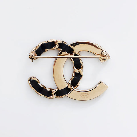 CHANEL B19S 2019 COCO Mark Rhinestone Leather Brooch gold WS13009