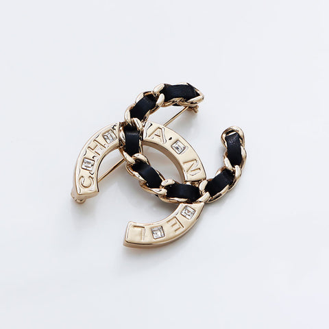 CHANEL B19S 2019 COCO Mark Rhinestone Leather Brooch gold WS13009