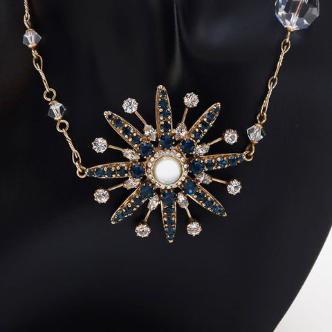 CHANEL 10C Rhinestone Star Long 2010 Necklace gold WS13031