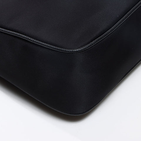 プラダ PRADA 三角ロゴタグ ナイロン Re-Edition 2005 2way ショルダーバッグ ブラック WS13046