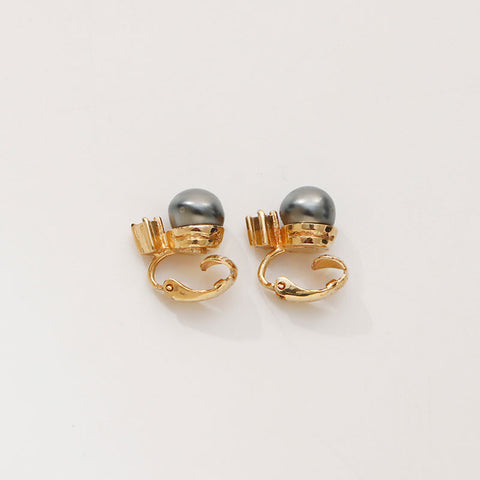 Christian Dior Pearl rhinestone Earring gold WS13119