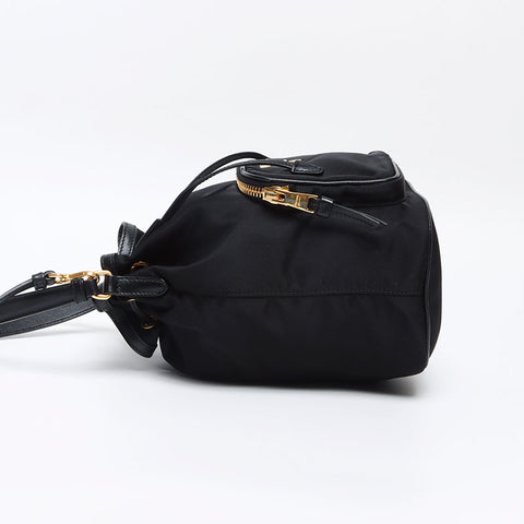 プラダ PRADA ナイロン ロゴ 2way 巾着  ヴェラ  ショルダーバッグ ブラック WS13134