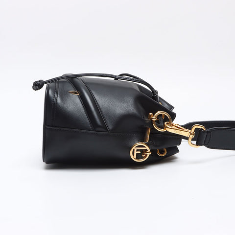フェンディ FENDI モントレゾール ミニ レザー ショルダーバッグ ブラック WS13162