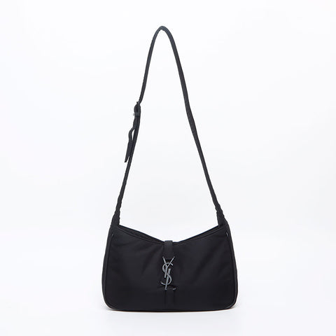 YVES SAINT LAURENT 尼龙 Le 5 7 单肩包黑色 WS13188