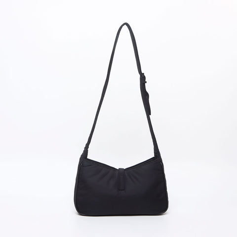 イヴ・サンローラン YVES SAINT LAURENT ナイロン Le 5  7 ショルダーバッグ ブラック WS13188