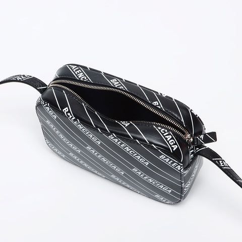 バレンシアガ BALENCIAGA エブリデイ カメラバッグ ショルダーバッグ ブラック WS13190