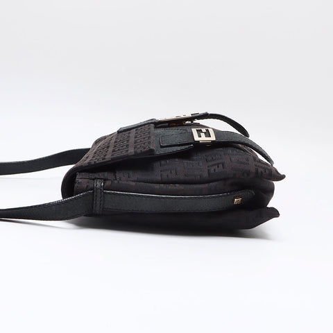 フェンディ FENDI ズッキーノ ロゴ ショルダーバッグ ブラック WS13217