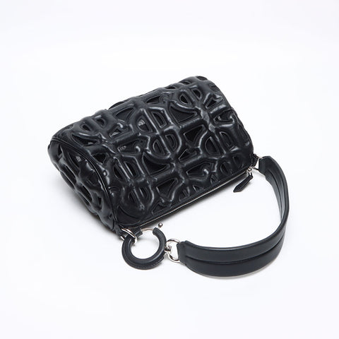 バーバリー BURBERRY ロンビ 2022ss レザー カットアウト ショルダーバッグ ブラック WS13263