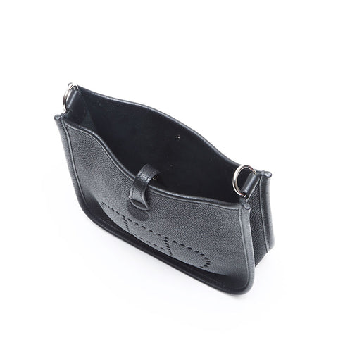 HERMES Evelyn TPM Y stamp Togo Amazon Shoulder Bag black WS13300