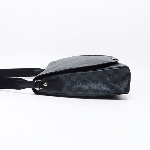 LOUIS VUITTON 2012 Damier Graphite District PM NM Shoulder Bag black WS13312
