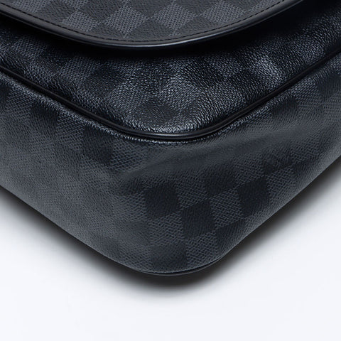 LOUIS VUITTON 2012 Damier Graphite District PM NM Shoulder Bag black WS13312