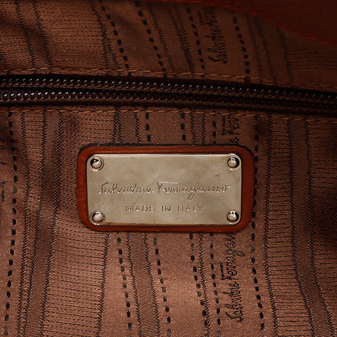 サルヴァトーレフェラガモ Salvatore Ferragamo ガンチーニ ショルダーバッグ ブラウン WS13374