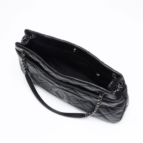 シャネル CHANEL キャビアスキン マトラッセ ココマーク 17番台 ショルダーバッグ ブラック WS13388