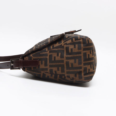 極美品 フェンディ FENDI ズッカ キャンバス マンマバケット ショルダーバッグ ブラウン WS13396