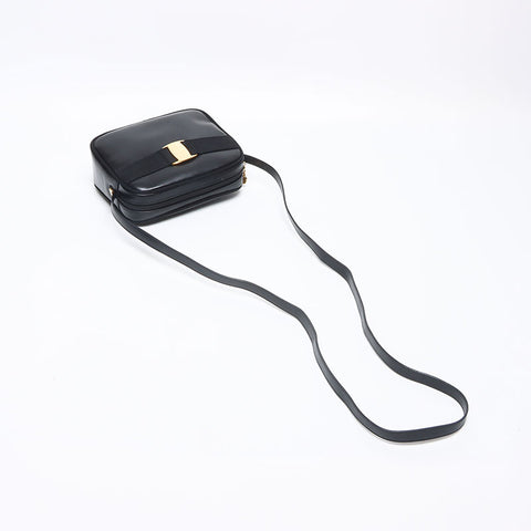 Salvatore Ferragamo Vala Shoulder Bag black WS13425