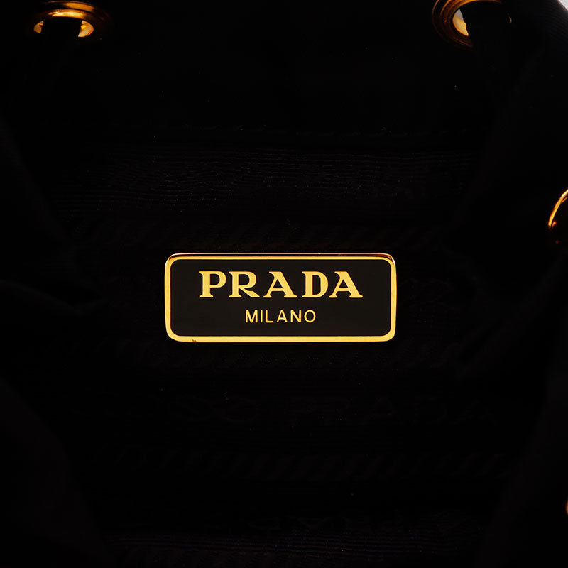 プラダ PRADA ナイロン 巾着 トライアングルロゴ ベラ プラダ PRADA ナイロン 巾着 トライアングルロゴ ベラ