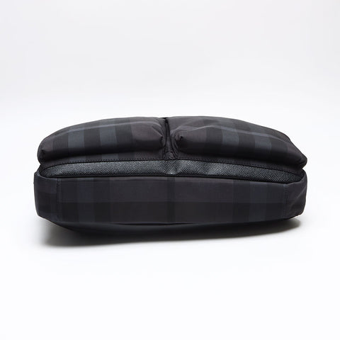 バーバリー BURBERRY チェック ブリーフケース ビシネスバッグ ナイロン ショルダーバッグ ブラック WS13450