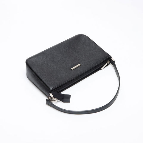 バーバリー BURBERRY ノバテェック レザー ショルダーバッグ ブラック WS13468