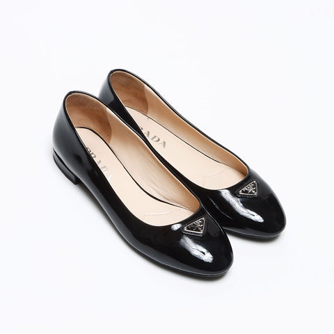プラダ PRADA トライアングルロゴ パテントレザー フラットシューズ Size:36.5 23.5cm パンプス ブラック WS13497
