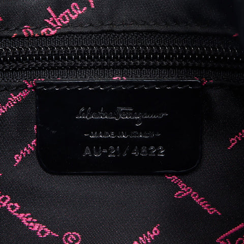 サルヴァトーレフェラガモ Salvatore Ferragamo レザー ショルダーバッグ ブラック WS13504