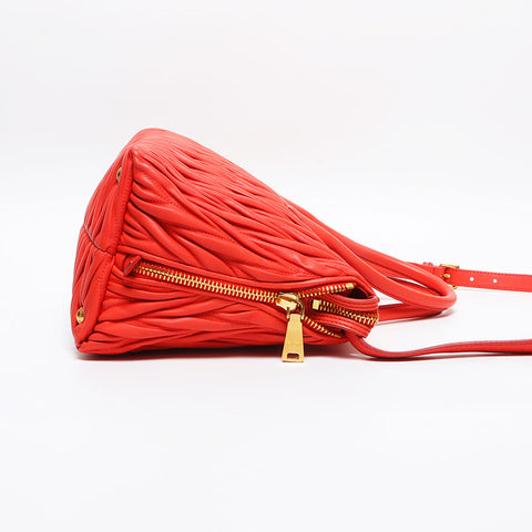 Miu Miu RN1016 Matelasse 2WAY Shoulder Handbag Coral WS13538