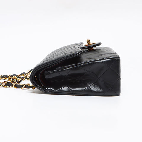シャネル CHANEL 2番台 ラム ダブルフラップ クラシック 23cm ショルダーバッグ ブラック WS13541