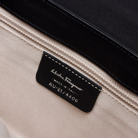 Salvatore Ferragamo Gancini leather Shoulder Bag black WS13568