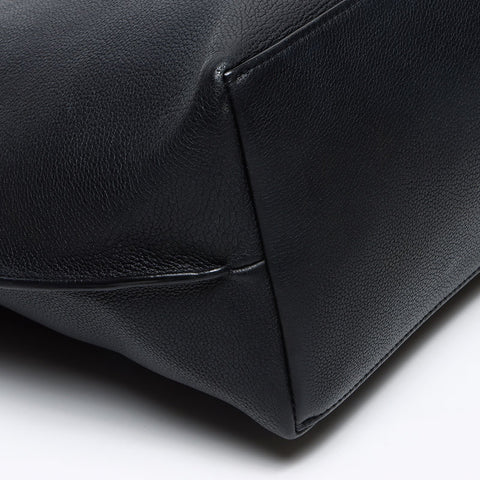 LOUIS VUITTON LV Logo Rock Me Go 2019 Tote Bag black WS13605