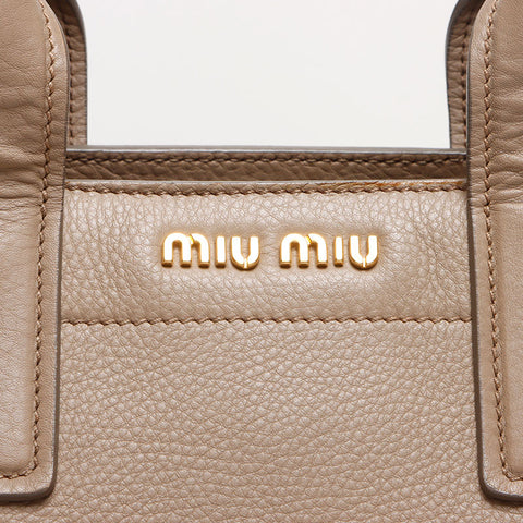 ミュウ ミュウ Miu Miu マドラス レザー ハンドバッグ ベージュ
