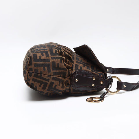 フェンディ FENDI ズッカ ショルダーバッグ ブラウン WS13611