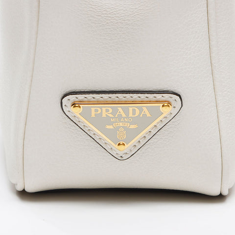 プラダ PRADA グレースカーフ レザー ロゴ ショルダーバッグ ホワイト WS13621