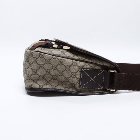 GUCCI GG canvas GG Supreme messenger bag crossbody Shoulder Bag beige WS13636