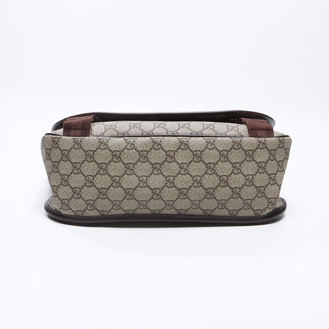 GUCCI GG canvas GG Supreme messenger bag crossbody Shoulder Bag beige WS13636