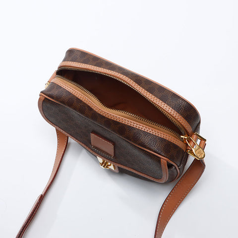 セリーヌ CELINE マカダム M14 ショルダーバッグ ブラウン WS13637