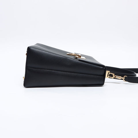 サルヴァトーレフェラガモ Salvatore Ferragamo ガンチーニ 2WAY ハンドバッグ ブラック WS13639