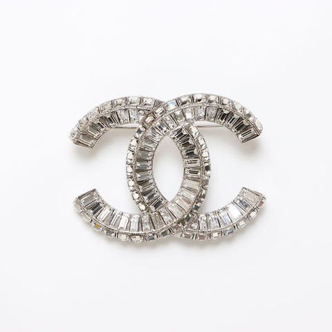 CHANEL B23V COCO Mark Rhinestone Brooch Silver WS13704