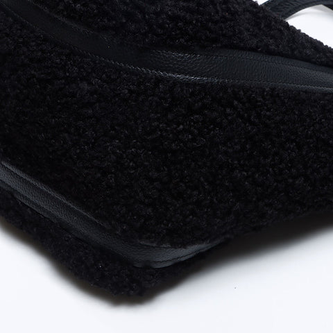 BALENCIAGA Everyday Bucket Boa North South Shoulder Bag black WS13714